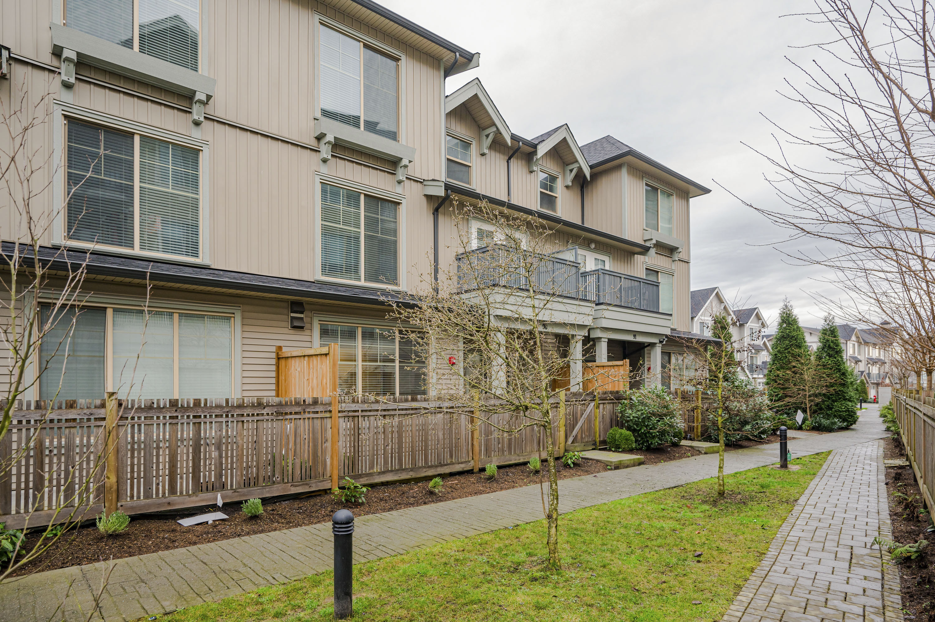 90 - 20487 65 Avenue, Langley