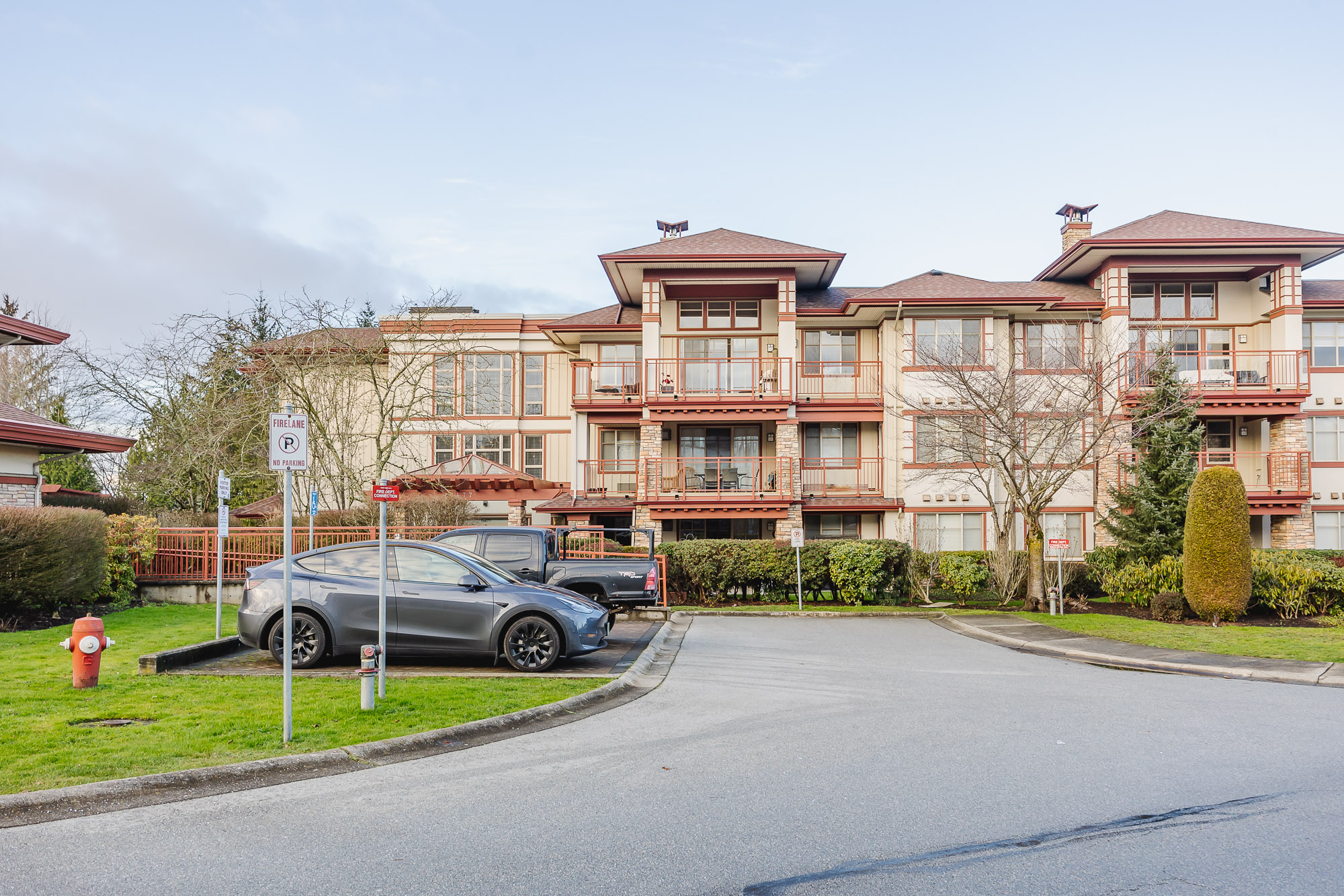 209 - 16477 64 Avenue, Surrey