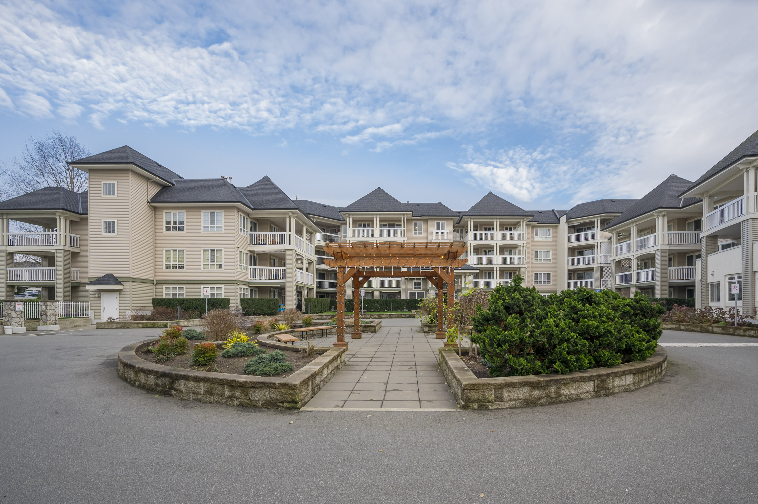 102 - 22022 49 Avenue, Langley