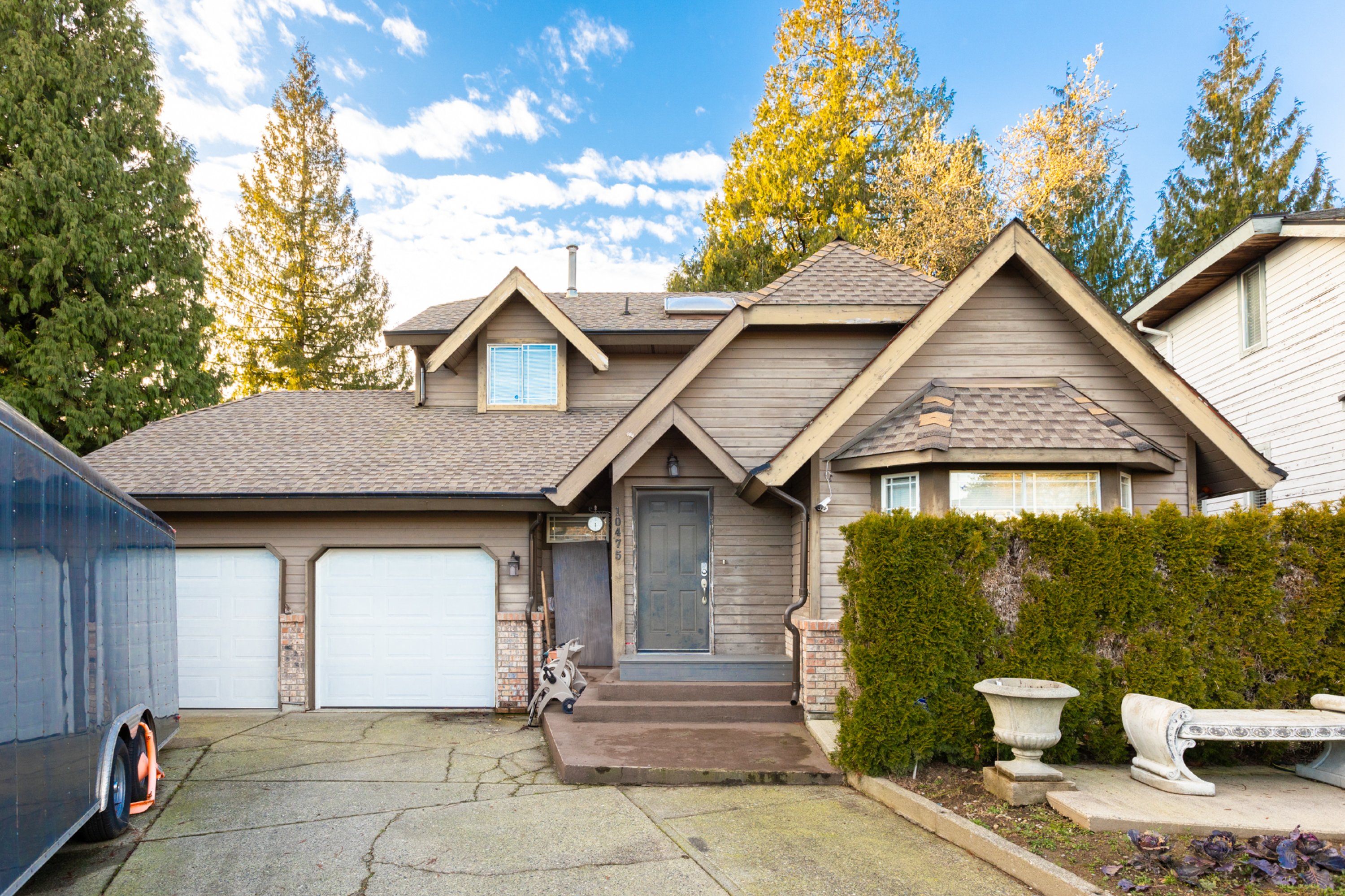 10475 Glenbrook Grove, Surrey