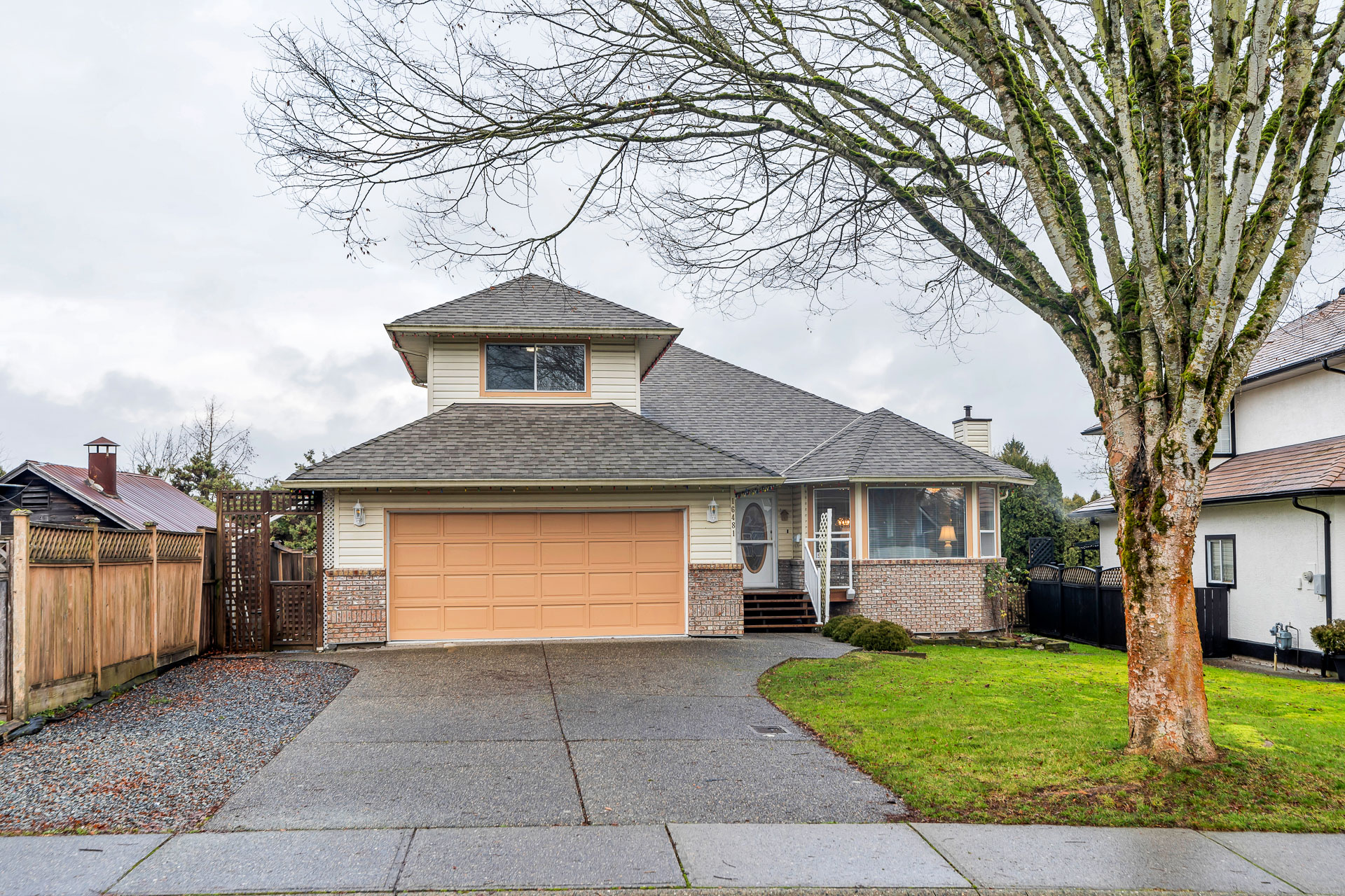 16481 86 Avenue, Surrey