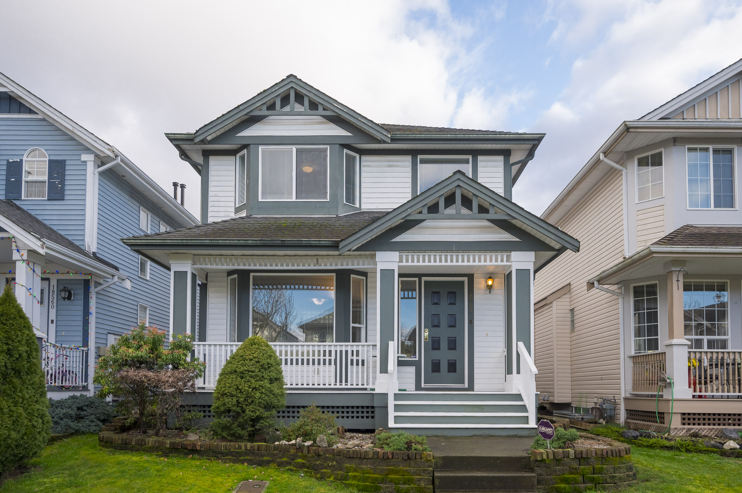 18558 64B Avenue, Surrey