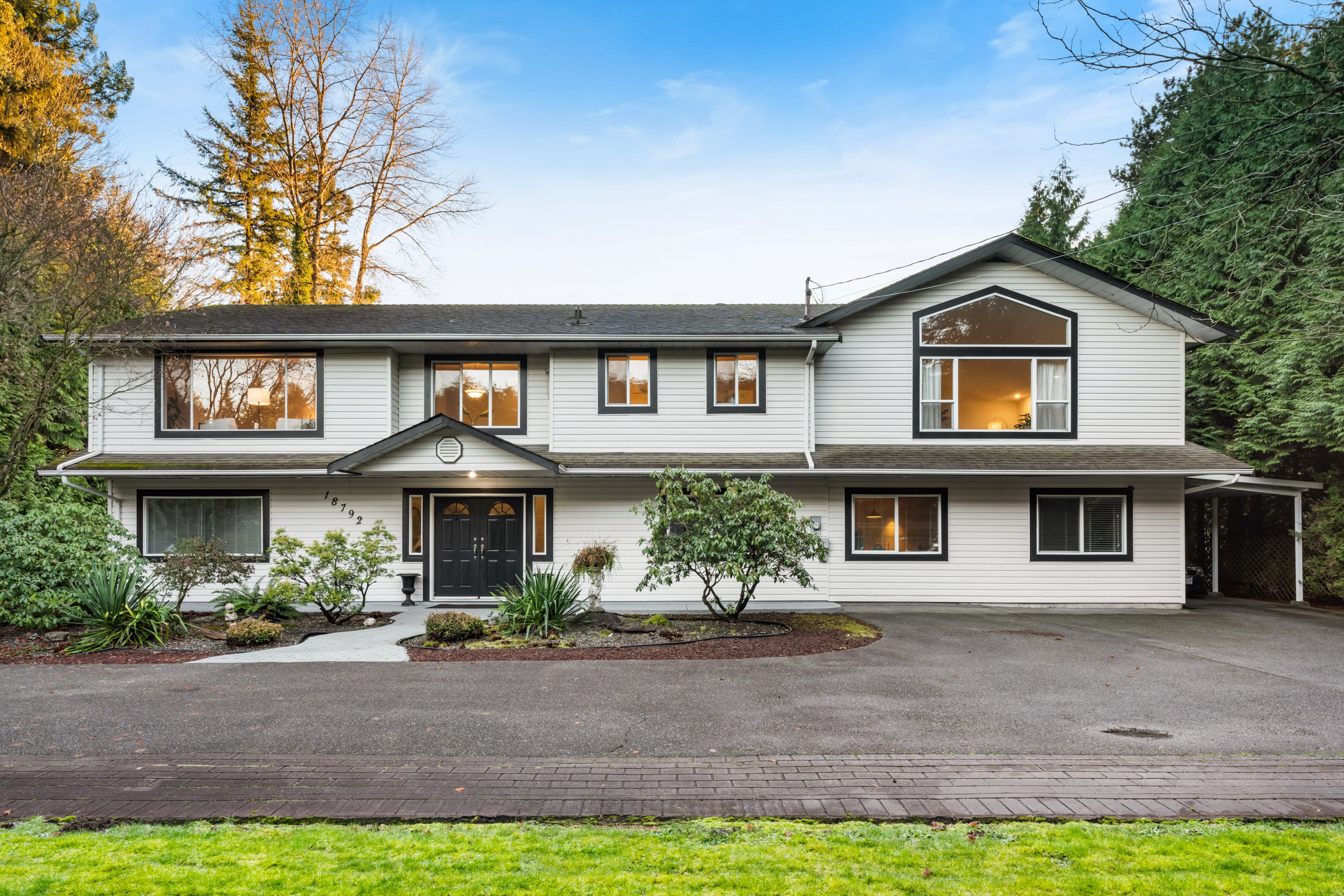 18792 88 Avenue, Surrey